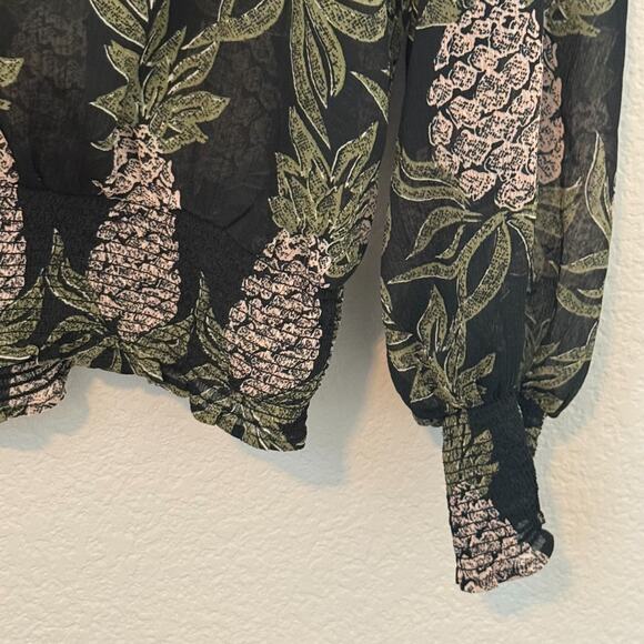 H&M Women’s Sheer Pineapple Print Blouse Black Green Pink Size 4 Long Sleeve - Picture 3 of 4